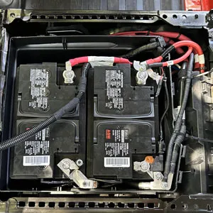 Ford Transit dual batteries with EcoFlow alternator charger cables